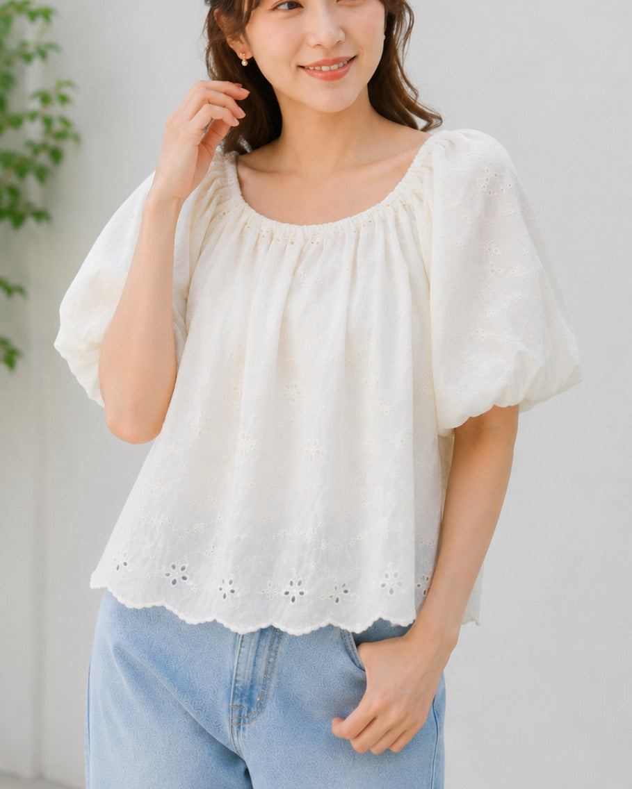 小花刺繍コットンブラウス