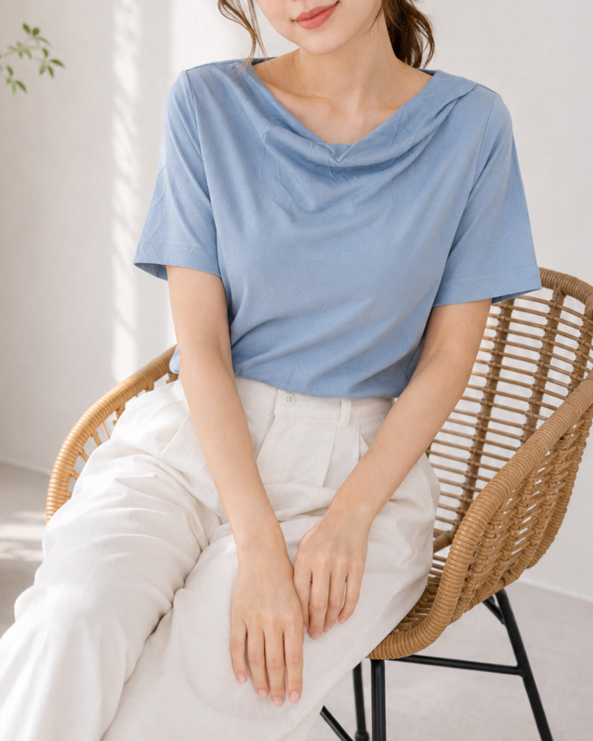 アシンメトリーネックカットソー