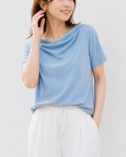 アシンメトリーネックカットソー