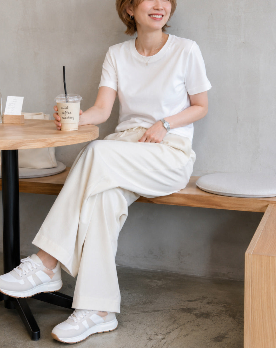 ラウンドネック半袖Tシャツ