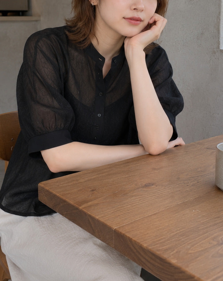 ランタンスリーブ綿麻シャツ
