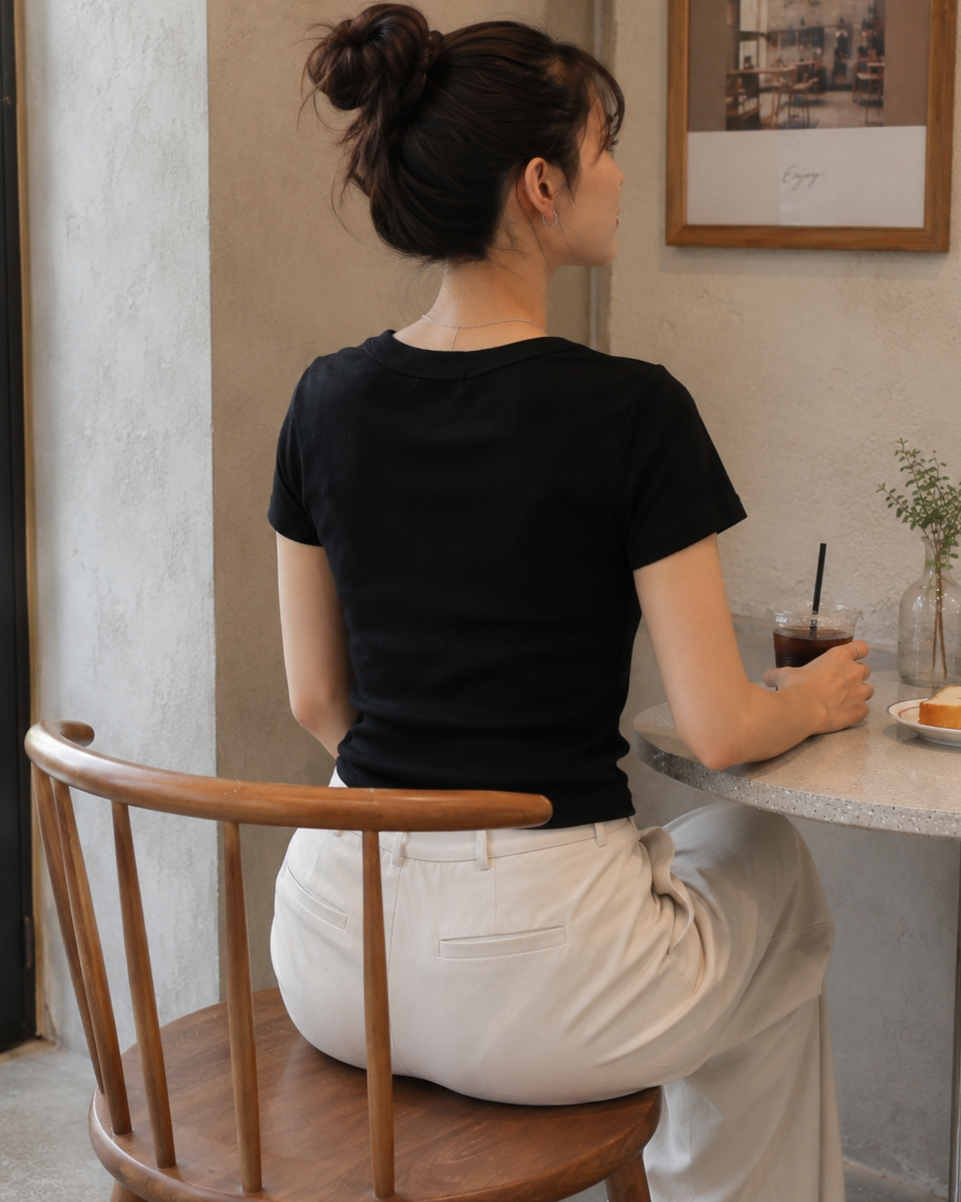 UネックリブTシャツ