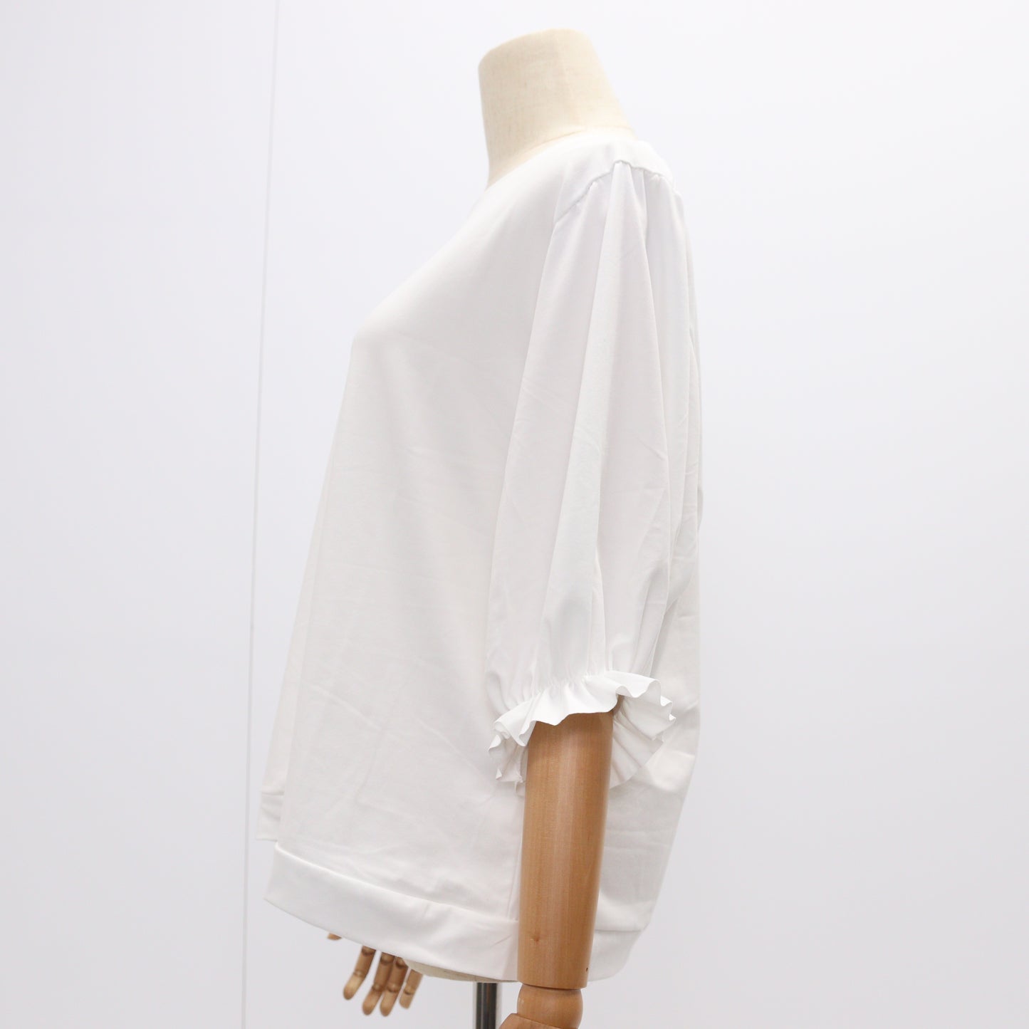 バットウィングスリーブTシャツ