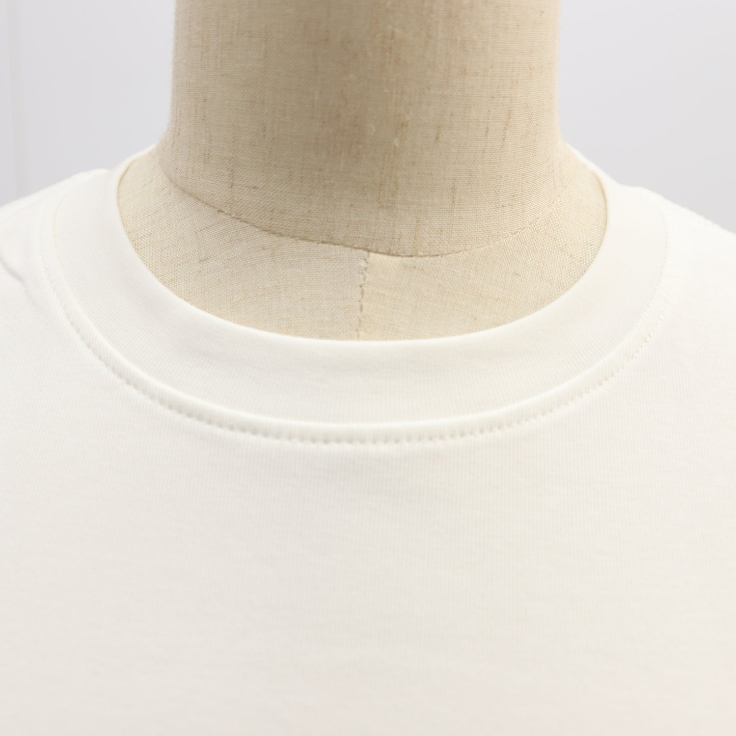 半袖スリムTシャツ