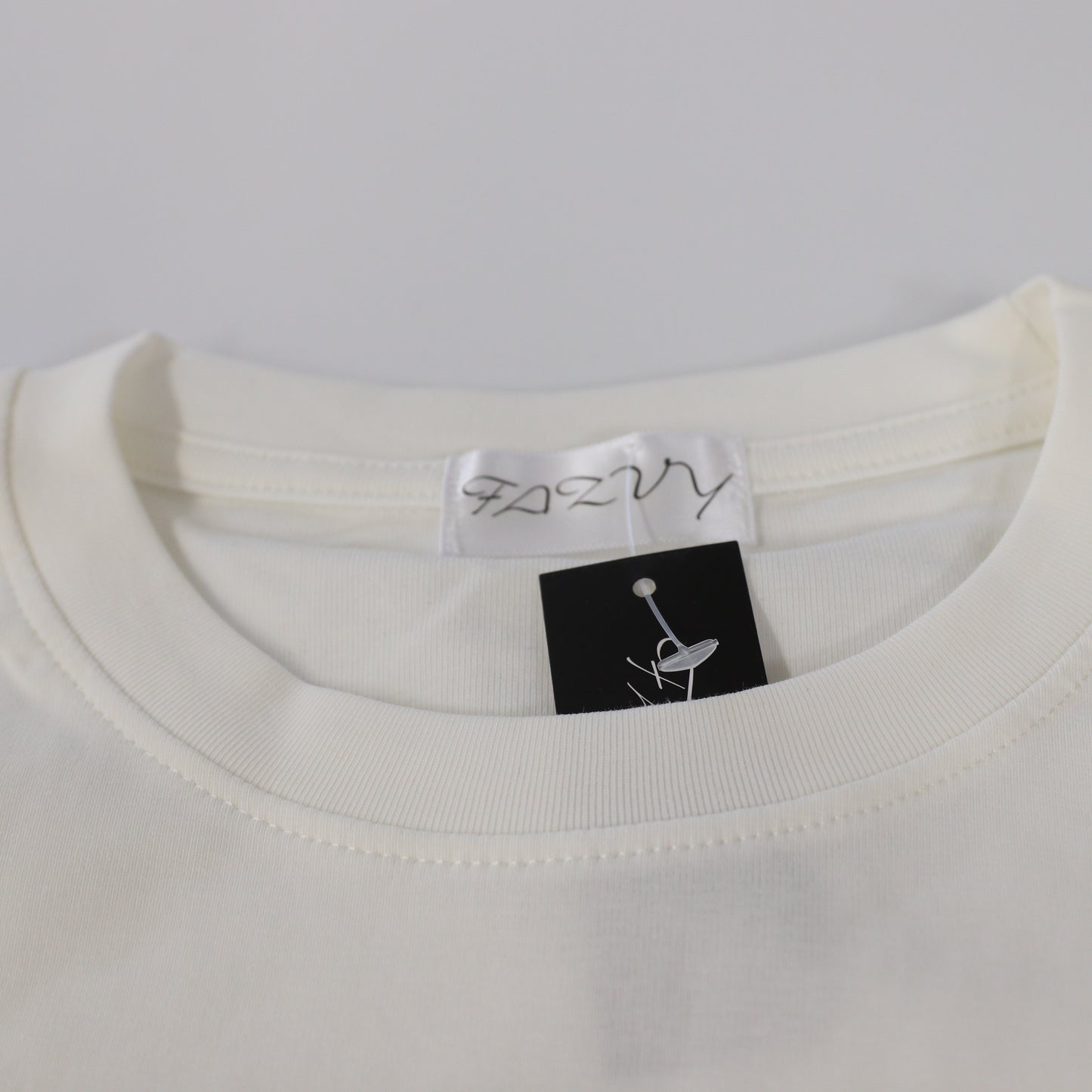 半袖スリムTシャツ