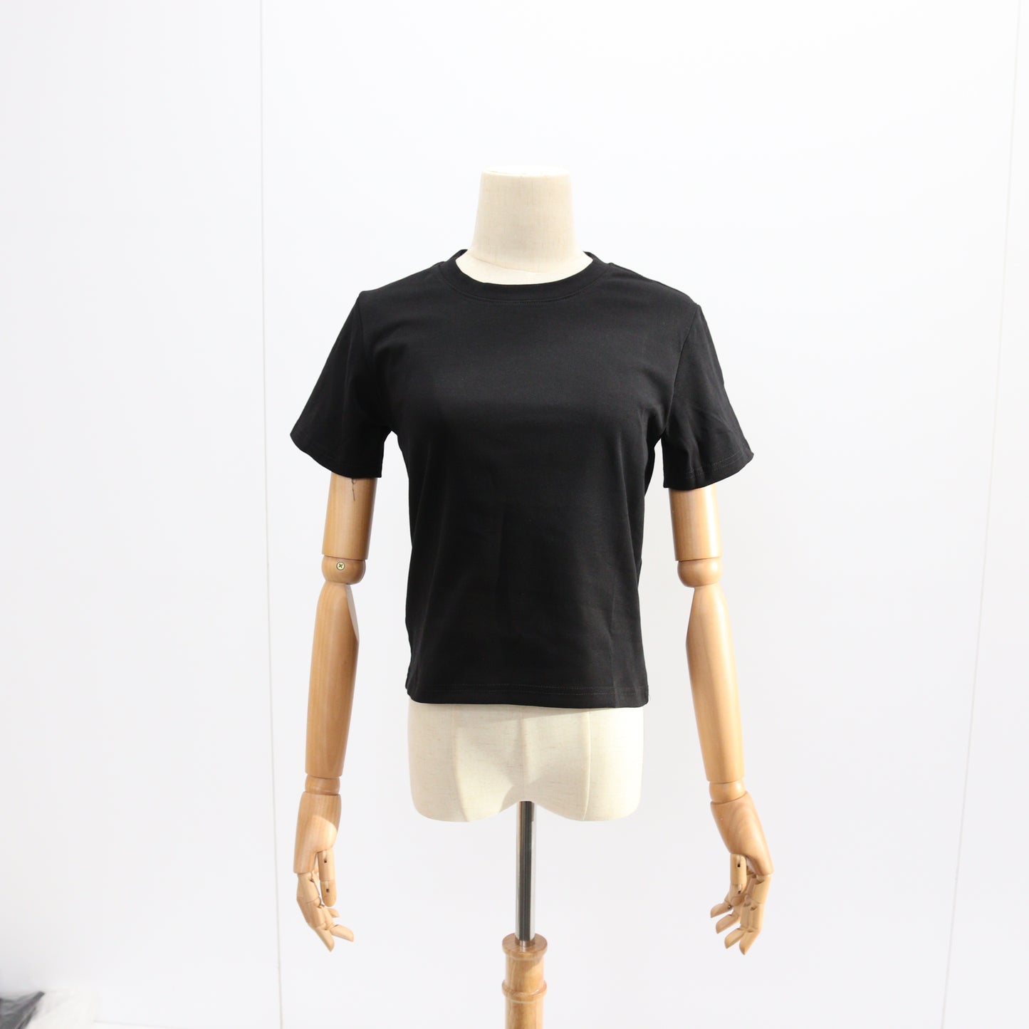 半袖スリムTシャツ