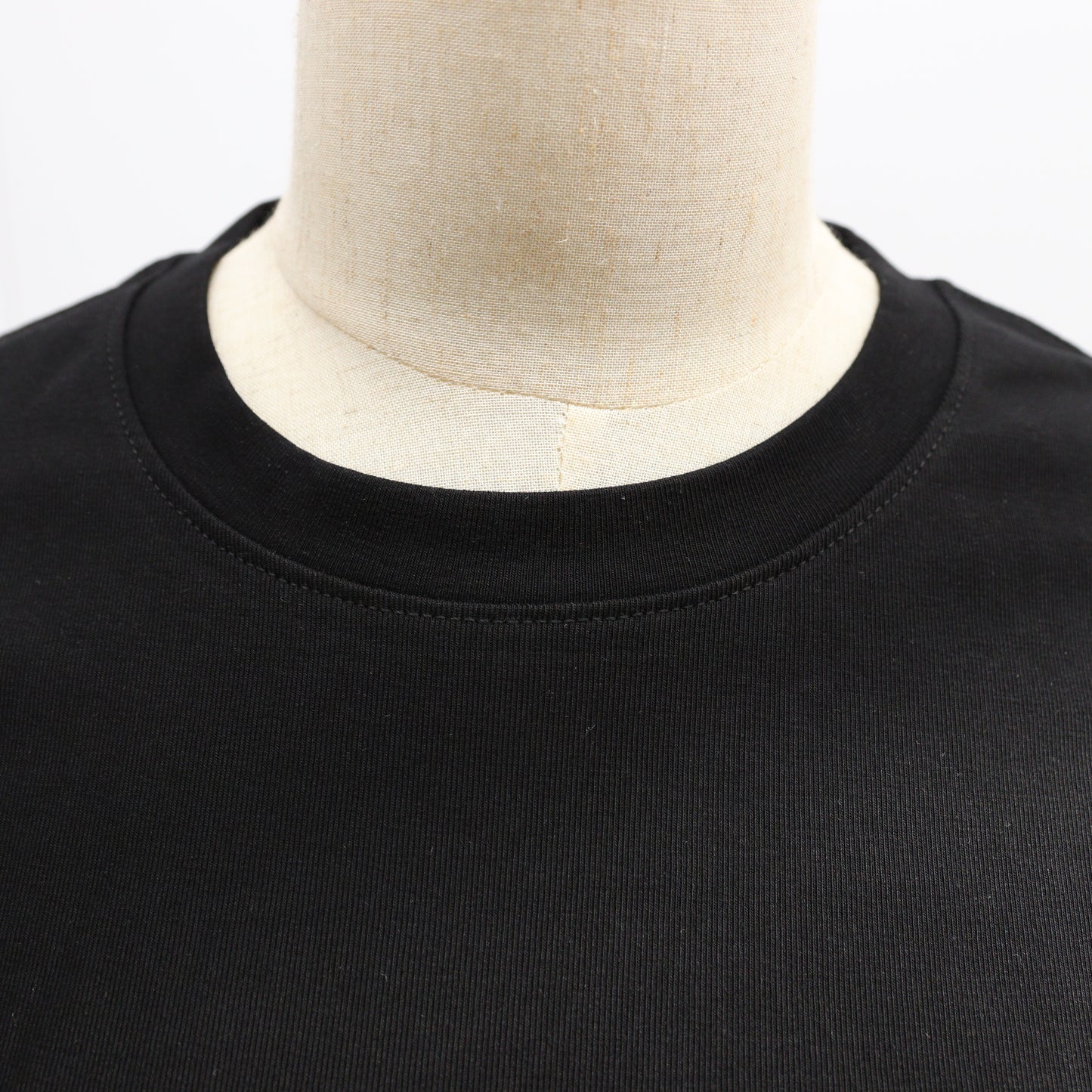 半袖スリムTシャツ
