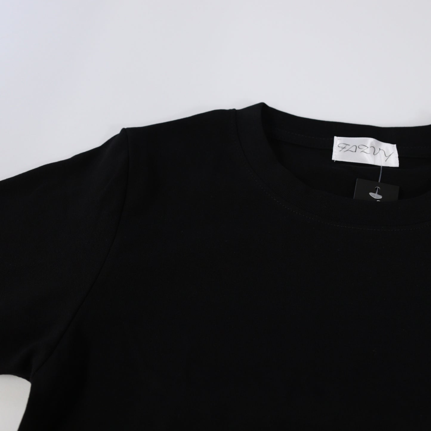 半袖スリムTシャツ