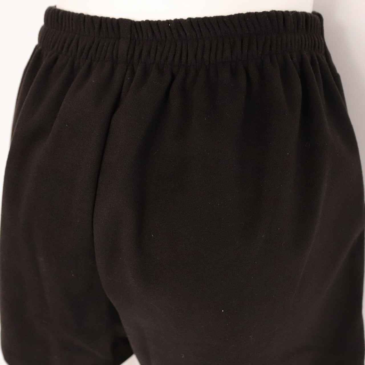 ハイウエストショートパンツ
